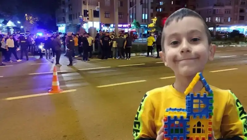 8 Yaşındaki Çocuk Trafik Kazasında Hayatını Kaybetti: Aile Perişan