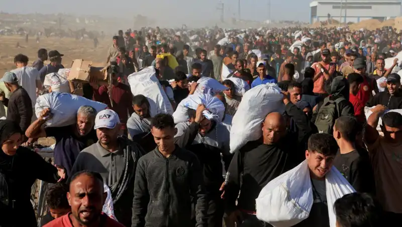 İsrail Ordusu Han Yunus'u Kuşatıyor: 15 Kilometrelik Stratejik Koridor Açıldı