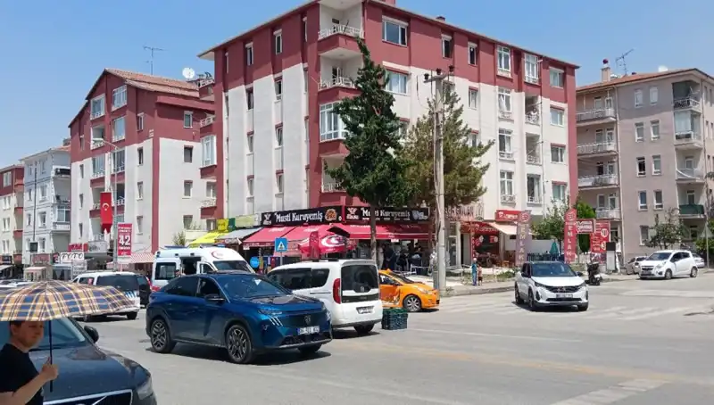 Taksi ve Otomobil Çarpıştı: Olayın Ardındaki Gerçekler Ortaya Çıktı