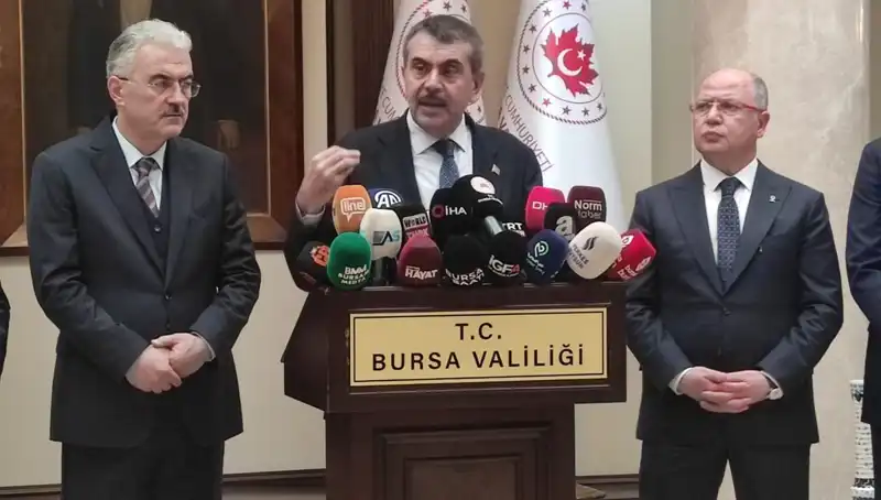 Bakan Tekin, Protestoculara Yaptırım Uyarısı Yaptı: Sendikalara Dikkat!