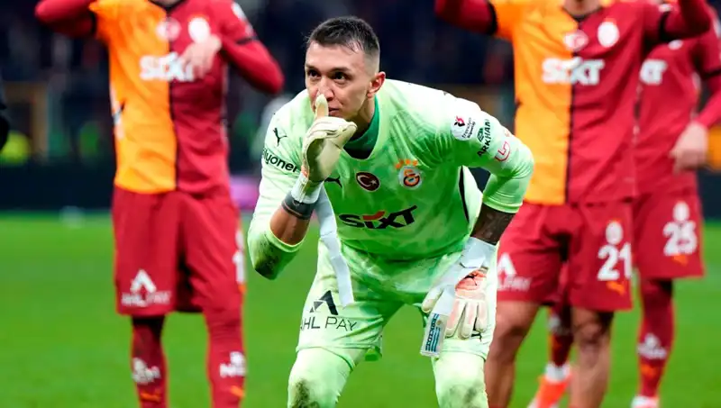 Galatasaray’da Muslera’nın Yerini Alacak Kaleci Kim Olacak?