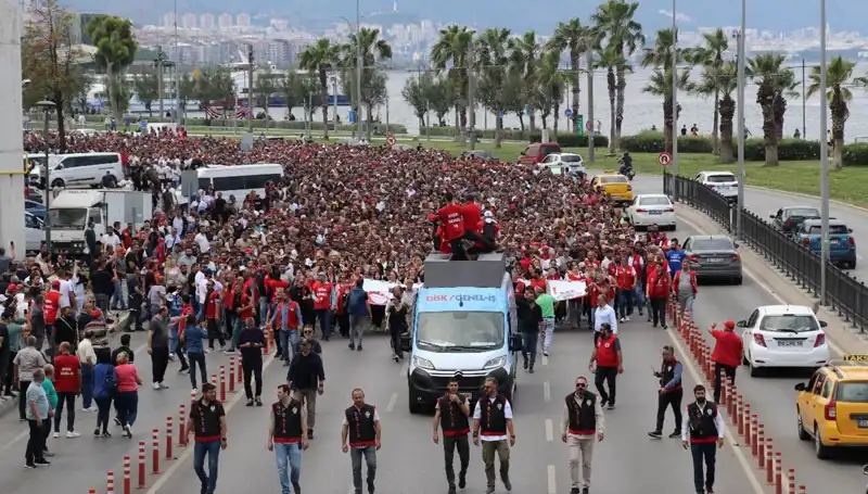 İzmir'de Grev Nedenleri ve Son Durumu: 4. Gün Analizi
