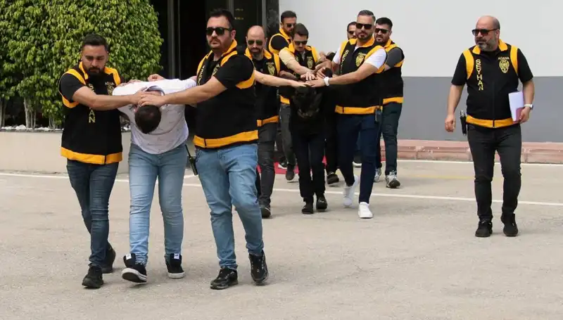 İş Dünyasında Şok: Sevgili Tuzağına Düşen İş Adamının İfşa Edici Hikayesi