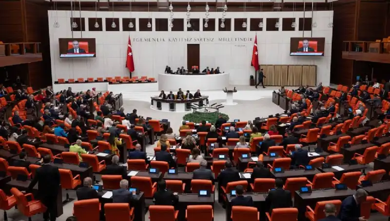 Türkiye'nin Hukuk Sistemini Dönüştüren 10. Yargı Paketi Meclis'ten Geçti