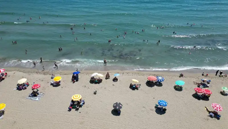 Tekirdağ’ın Sıcak Yaz Günlerinde Plajlar Dolu Dolu