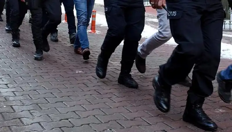 MİT ve Emniyet'ten FETÖ'ye Yönelik Büyük Operasyon Gerçekleştirildi