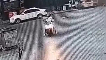 İstanbul'da Şok Olay: AVM'ye Açılan Ateşin Ardındaki Gizem Nedir?