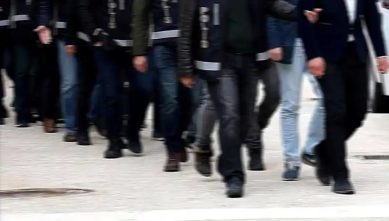 Sosyal Medyada "Balkız" Tuzağı: Kadın Profilinden Gasp Olayları Artıyor
