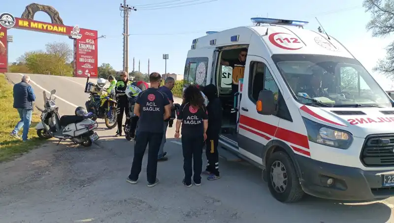 Edirne'de Motosiklet Kazası: Hayatını Kaybeden Genç İçin Yas Tutuluyor