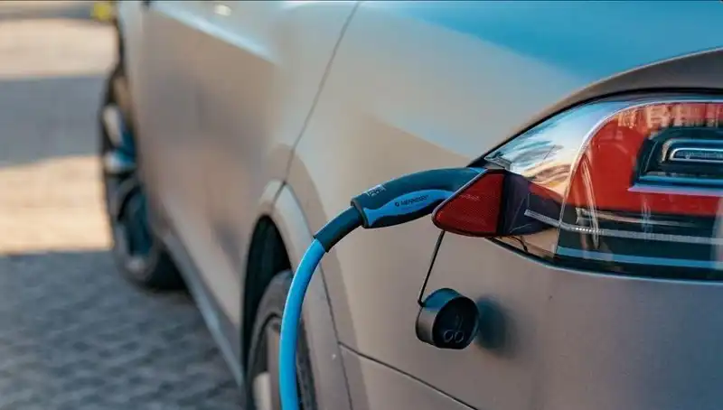 Elektrikli Araç Satışları Düşerken, Sebeplerini Keşfediyoruz