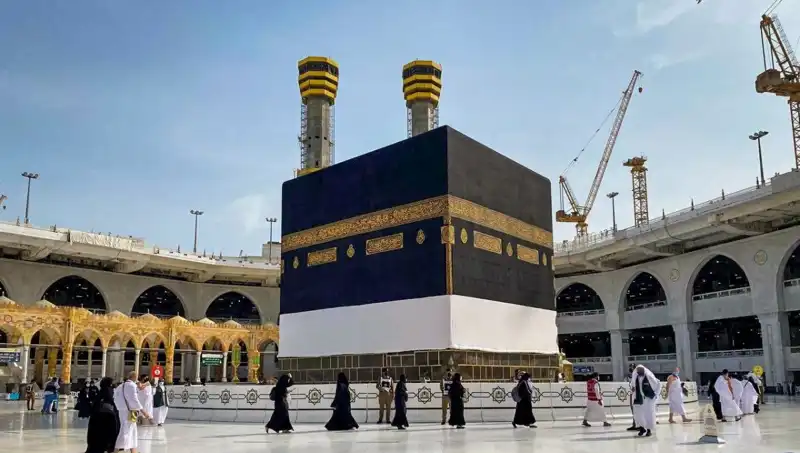 2026 Hac Kayıtları Başlıyor! Kura Çekimi Ne Zaman, Ücretler Neler?