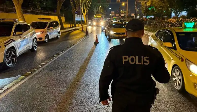 İstanbul'da "Huzur İstanbul" Uygulaması Kapsamında 1011 Gözaltı Yapıldı