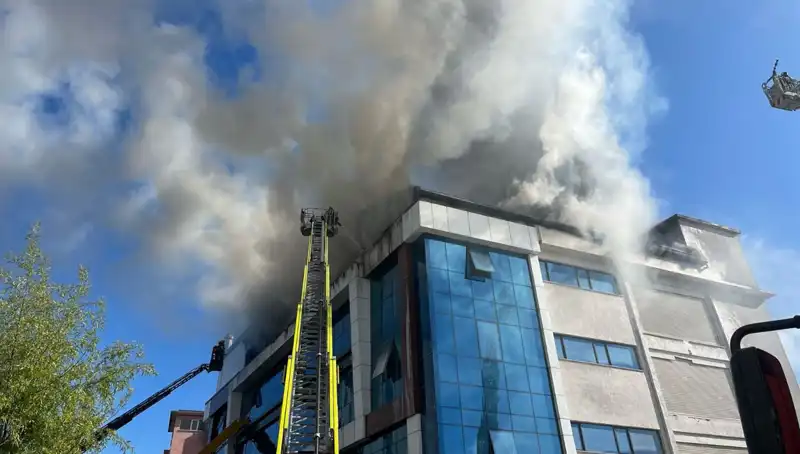 Esenyurt'ta Tekstil Atölyesinde Korkunç Yangın: Olayın Detayları Belli Oldu