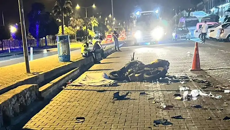 Alanya'da Motosiklet Kazası: Genç Hayatını Kaybetti!