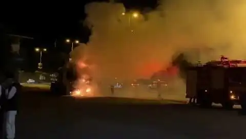 Zonguldak'ta Seyir Halindeki TIR'da Korkutan Yangın