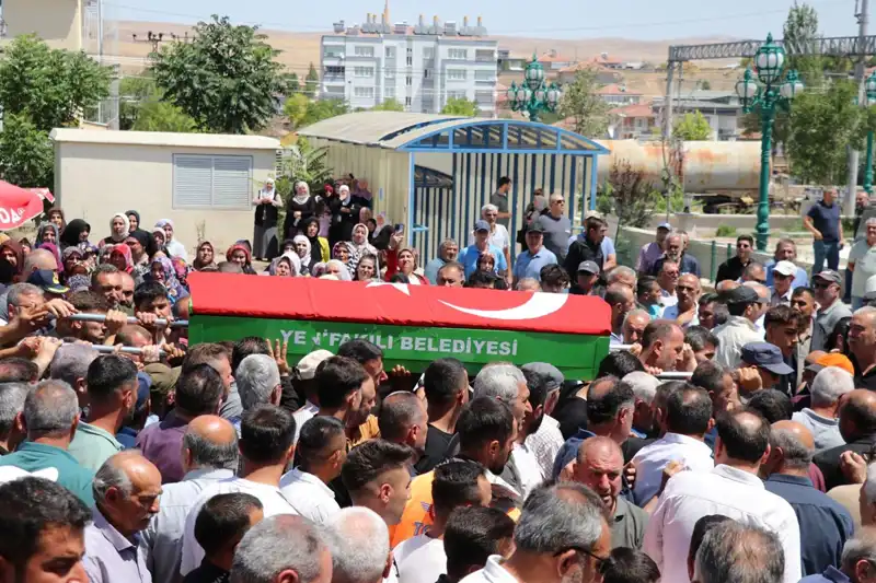 MHP’li Belediye Başkanı Son Yolculuğuna Uğurlandı: Şok Edici Bir Veda