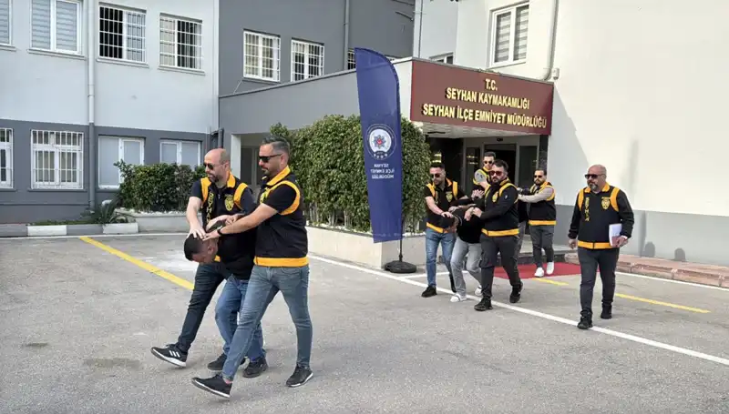 Alacak Verecek Meselesi Yüzünden Ev Kurşunlandı: Olayın Detayları