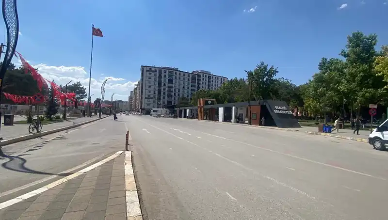 Elazığ Sokakları Neden Boş? Vaka Sayısı Artıyor mu?