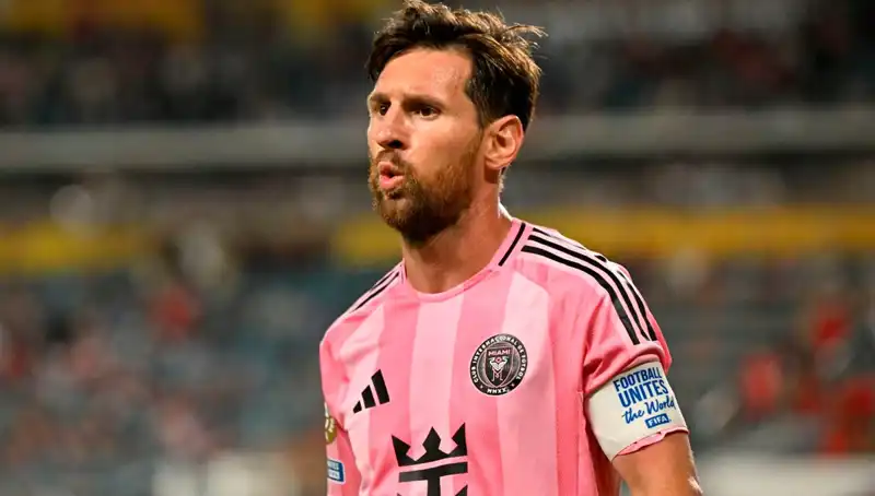 Messi'nin Heyecan Verici Başlangıcı: Beraberlik ve Direkten Dönüş