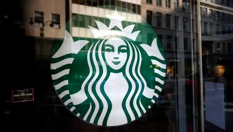 Starbucks’ın Küresel Satış Hedefleri Tehlikede: Düşüş Nedenleri ve Gelecek Öngörüleri