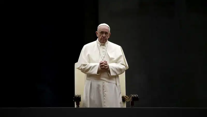 Kapıcılıktan Vatikan'a: Papalıkta Yenilikçi Bir Dönem Başlatan Francis'in Hayatı