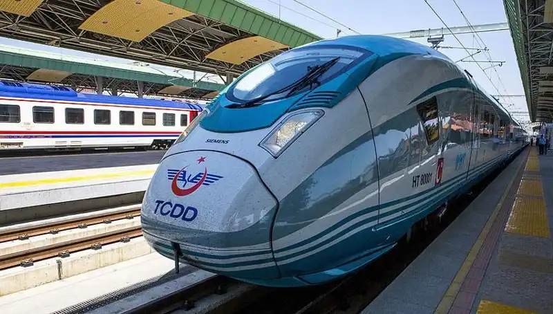 TCDD'nin 140 Tren Makinisti Alımı: Başvuru Şartları ve Süreci Hakkında Her Şey