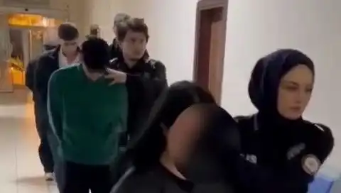 İstanbul’da Silahlı Telefon Gaspı: 5 Şüpheli Yakalandı