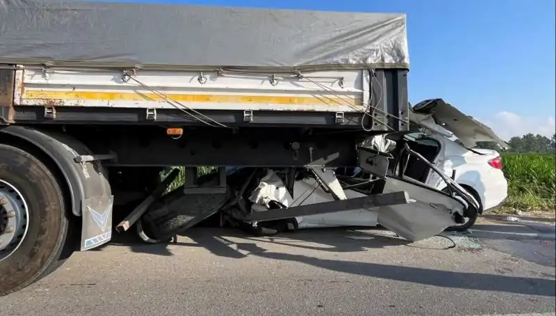 Sakarya’da Korkunç Kaza: 1 Kişi Hayatını Kaybetti