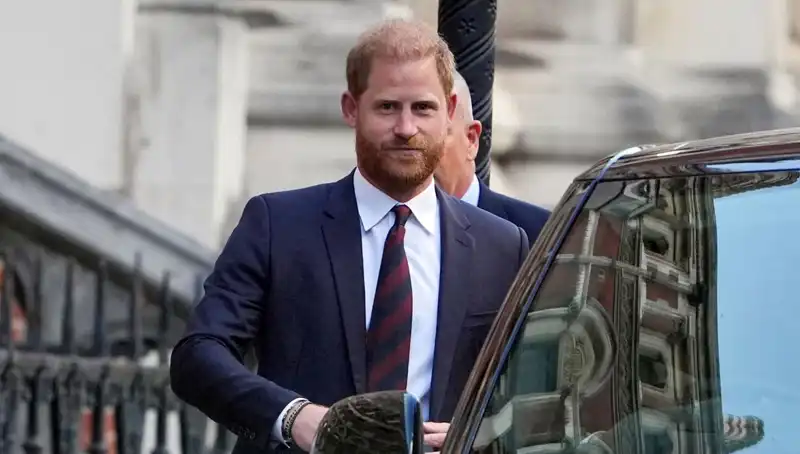 Prens Harry: Aile Bağlarını Yeniden Kurma İsteği ve Duygusal Yolculuğu